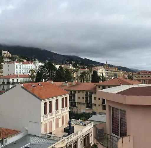 Lumineux Sous Les Toits De Apartament